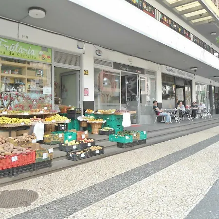 アパート Funchal Apartment フンシャル