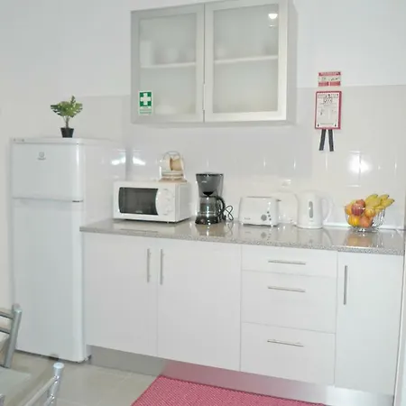 Apartamento Funchal Apartment *