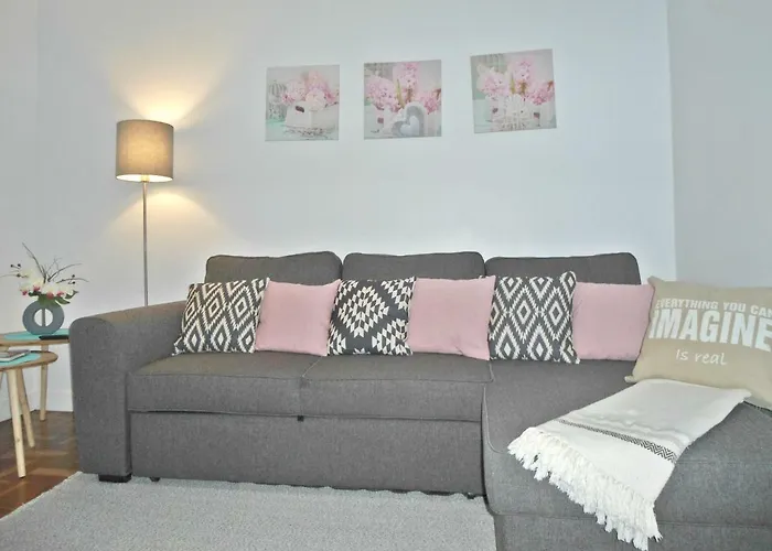 Apartamento Funchal Apartment *